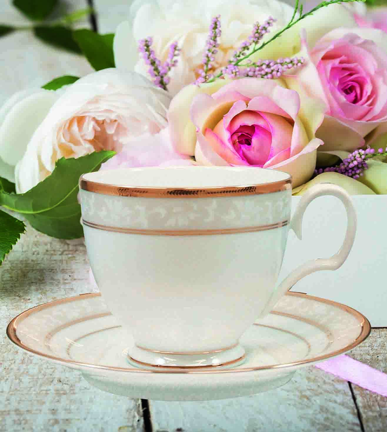 Noritake Japan - Porcelain Premium Cup & Saucer of 12 pcs, Service